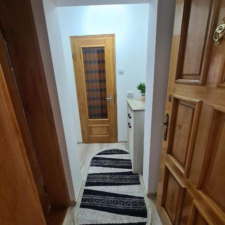 Garsoniera Slanic-Moldova Apartment Exterior foto